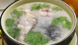 鲫鱼粥,暖胃养生，家常美味一锅煮